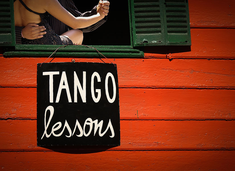 Buenos Aires'te ücretsiz olarak tango dersleri alabileceğiniz yerler de mevcut.
