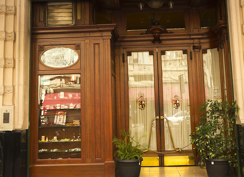 Tutkulu dansın adresi Buenos Aires.