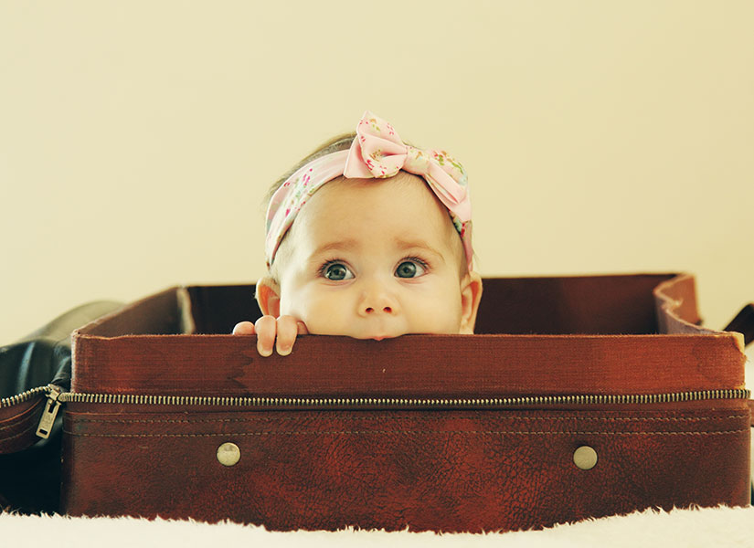 Çocuklarınız için bol bol iç çamaşırı ve mevsimlik kıyafetler almayı unutmayın.