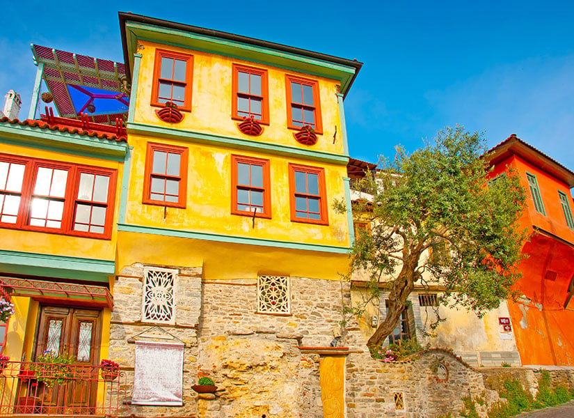 Kavala'nın huzur dolu sokaklarında yürüyüş yapmaya doyamayacaksınız.