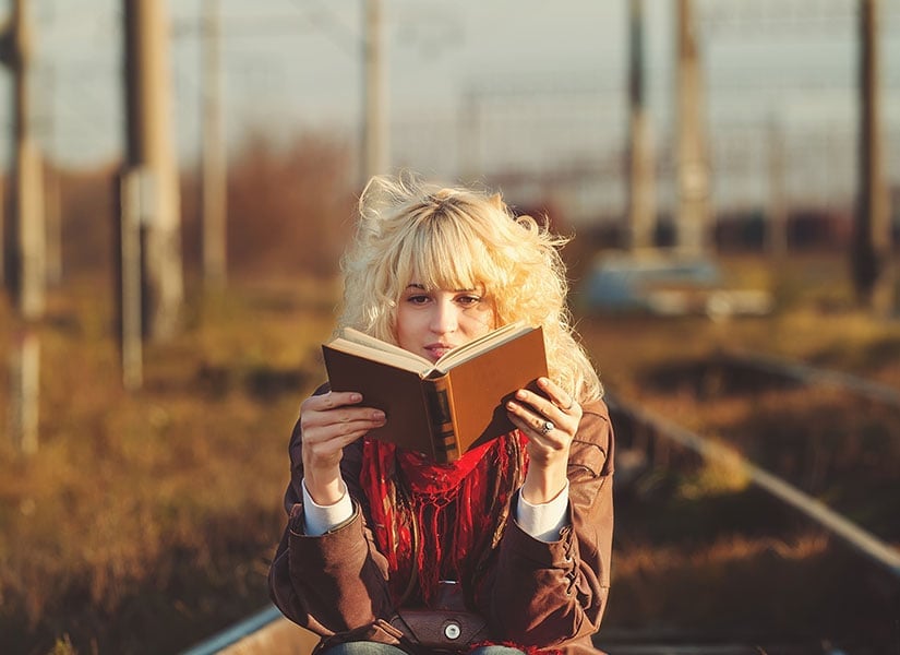 Seyahat ve kitap tutkunuzu birlikte yaşamak aldığınız keyfi ikiye katlayacak.