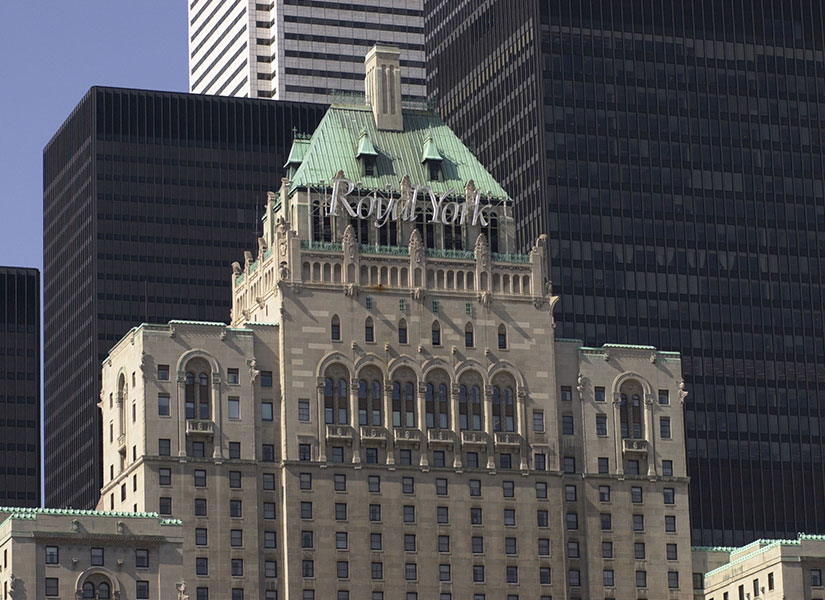 Dünyaca ünlü filmlere ve oyunculara ev sahipliği yapan Royal Work Hotel, bir Hollywood yıldızı kadar ünlü.