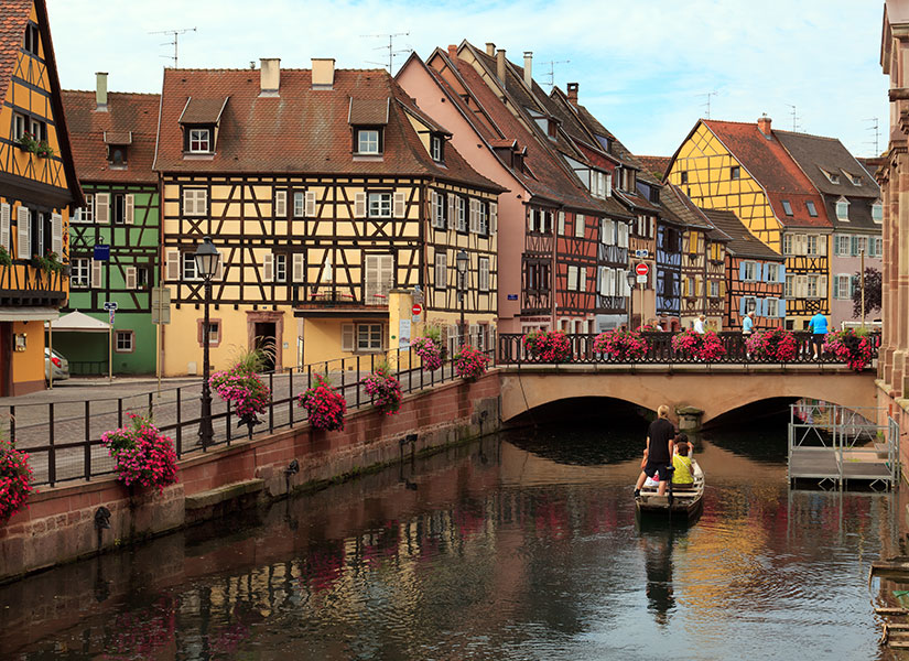 Alman keki olarak bilinen kugelhopf'u mutlaka denemelisiniz.