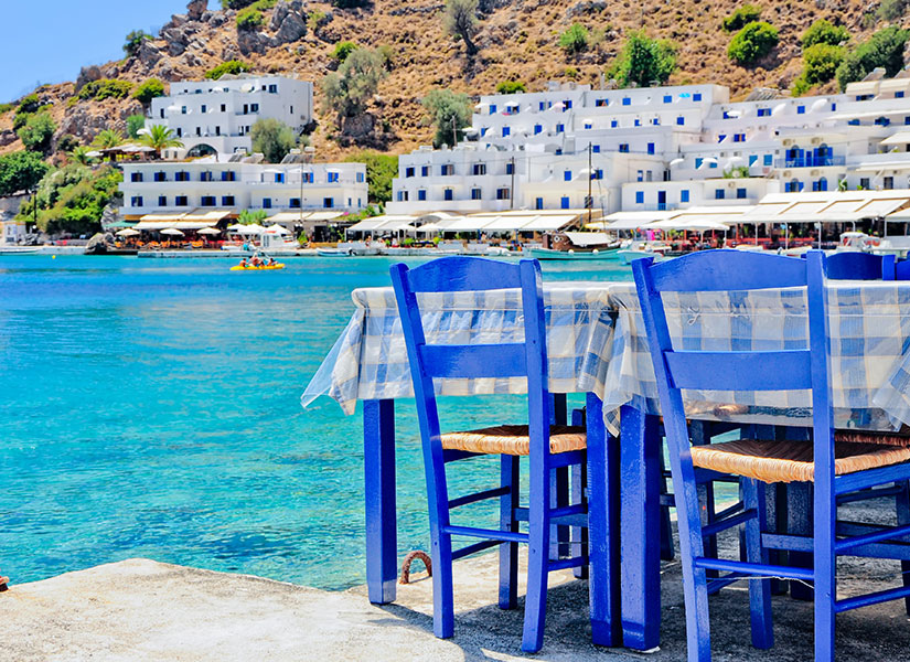 Kiklad Adaları’nın en büyük plajına sahip olan Folegandros.