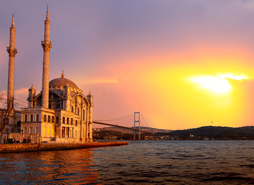 İstanbul’da gezilecek yerler: ortaköy camisi