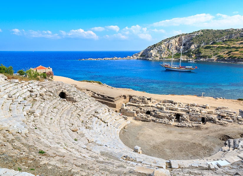 Datça gezilecek yerler - Knidos Antik Kenti amfitiyatro