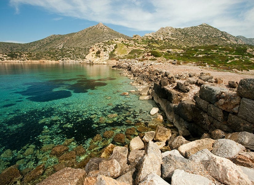 Datça gezilecek yerler - Datça Knidos limanı