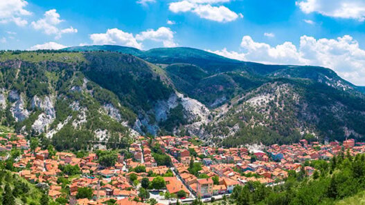 Dünyaca Meşhur Seyyah Evliya Çelebi’nin ve Çinilerin Yurdu Kütahya’da Gezilecek Yerler