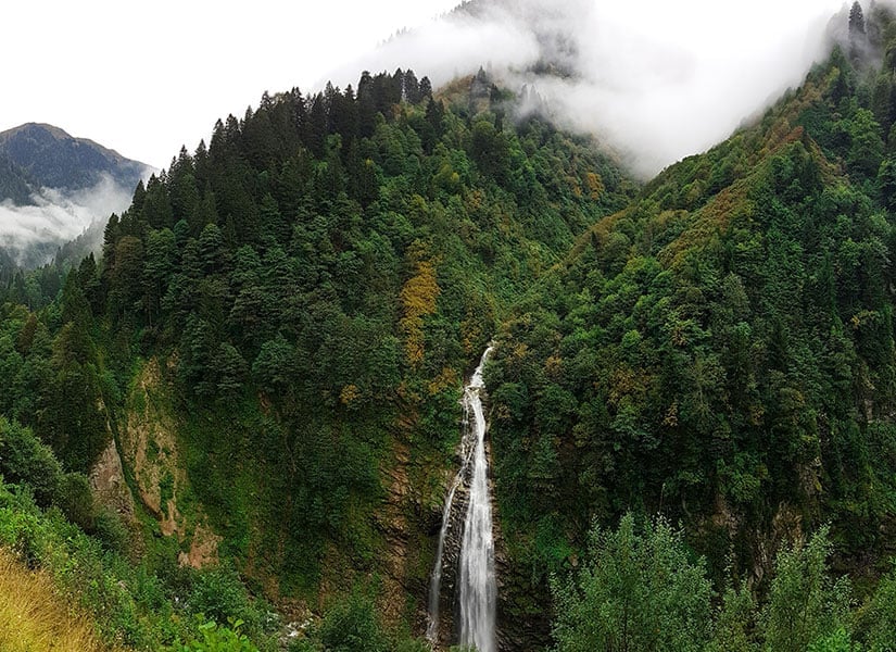 Türkiye’nin En Güzel Şelaleleri Rize Ayder Gelin Tülü Şelalesi
