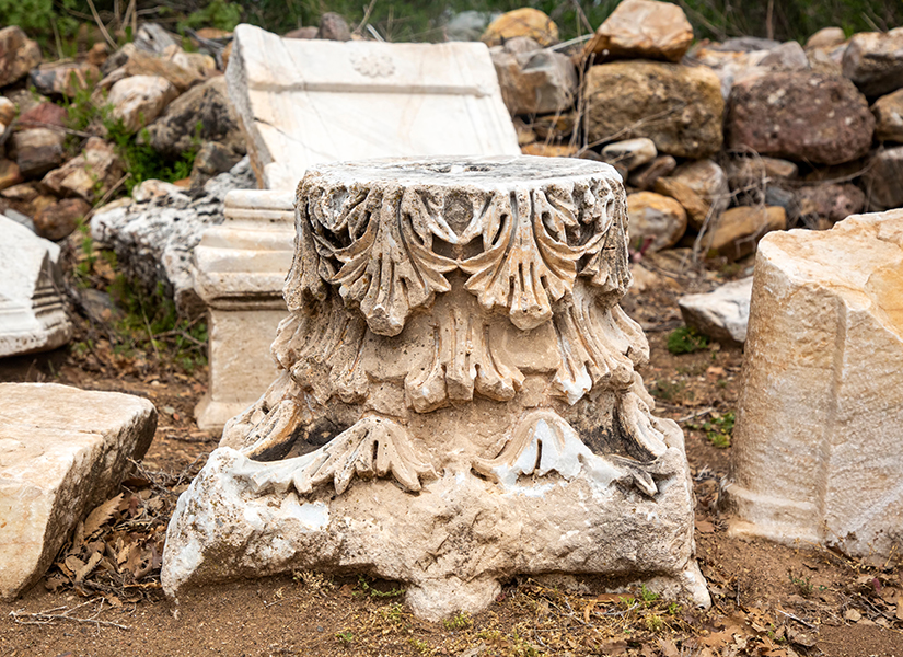 banaz akmonia antik kenti