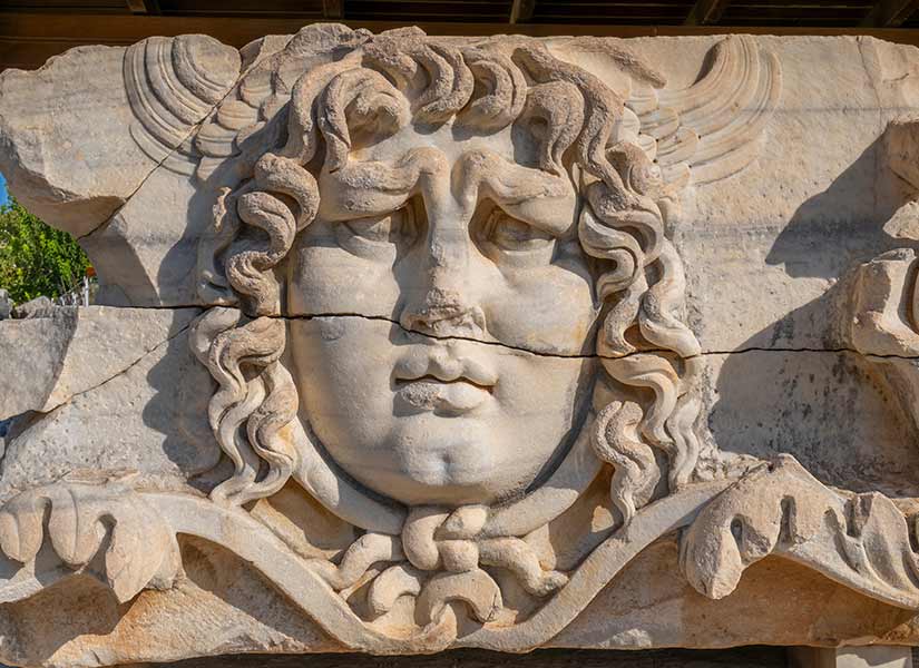 Apollon Tapınağı Nerede?