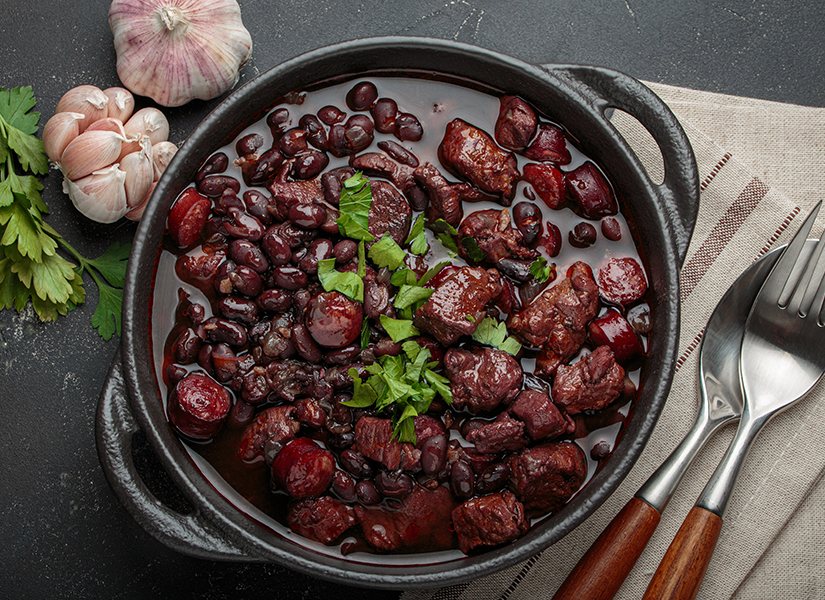 brezilya yemekleri feijoada rio karnavalında ne yenir