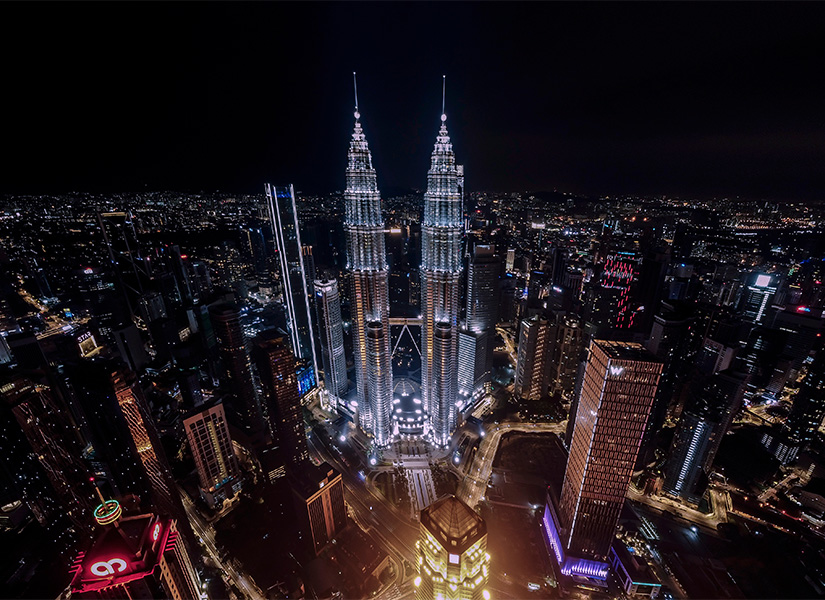 kuala lumpurda gezilecek yerler petronas ikiz kuleleri