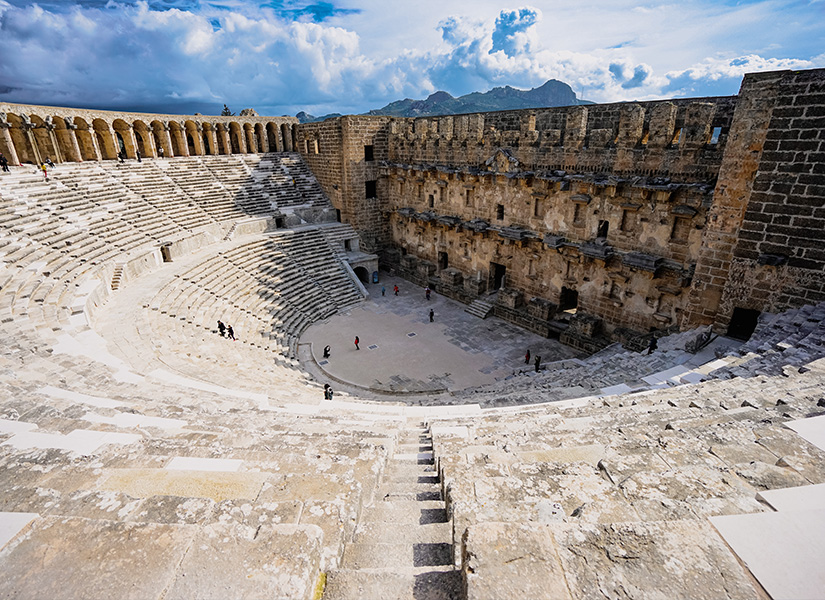 aspendos antik tiyatrosu antalya side gezilecek yerler