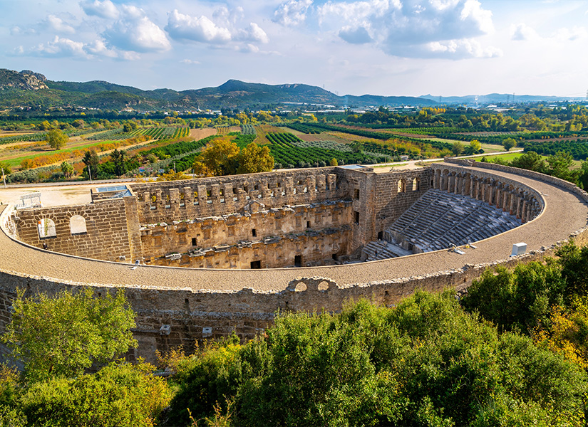 serik gezilecek yerler aspendos antik kenti ve tiyatrosu