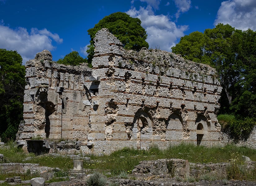 arenes de cimiez roma harabeleri cimiez arenası fransa nice gezilecek yerler