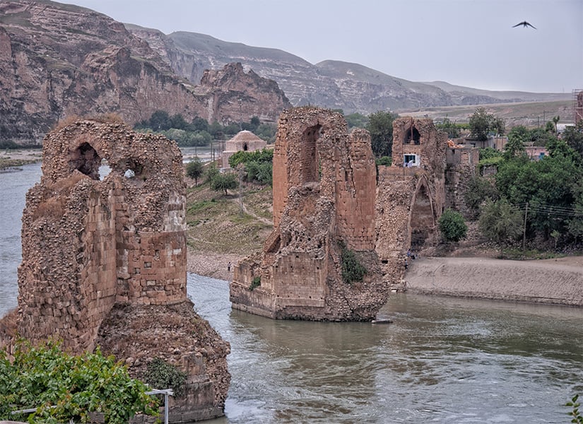 hasankeyf eski köprü batman gezilecek yerler