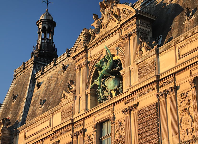 louvre müzesi çalışma saatleri giriş ücretleri