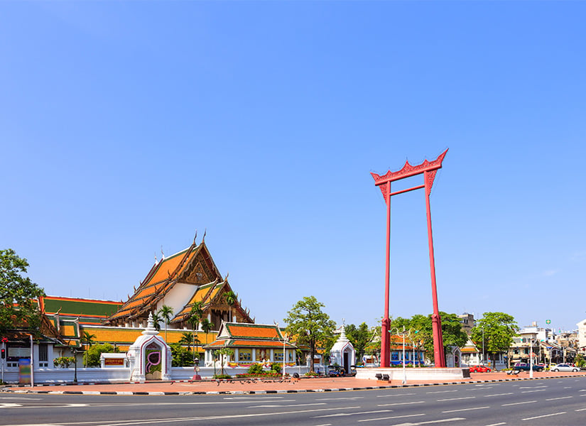 wat suthat dev salıncak bangkok gezilecek yerler