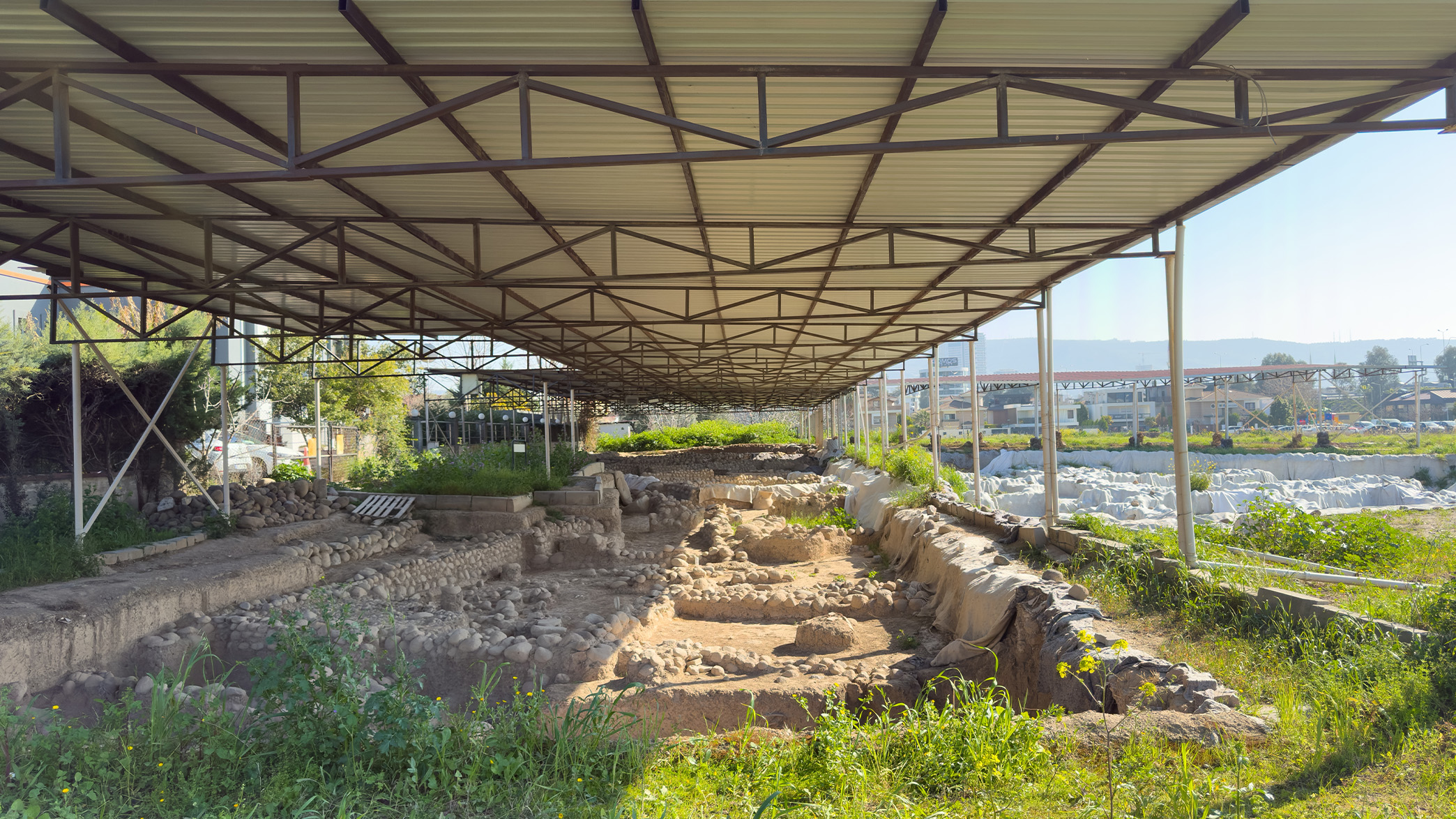 bornova gezilecek yerler yeşilova höyüğü